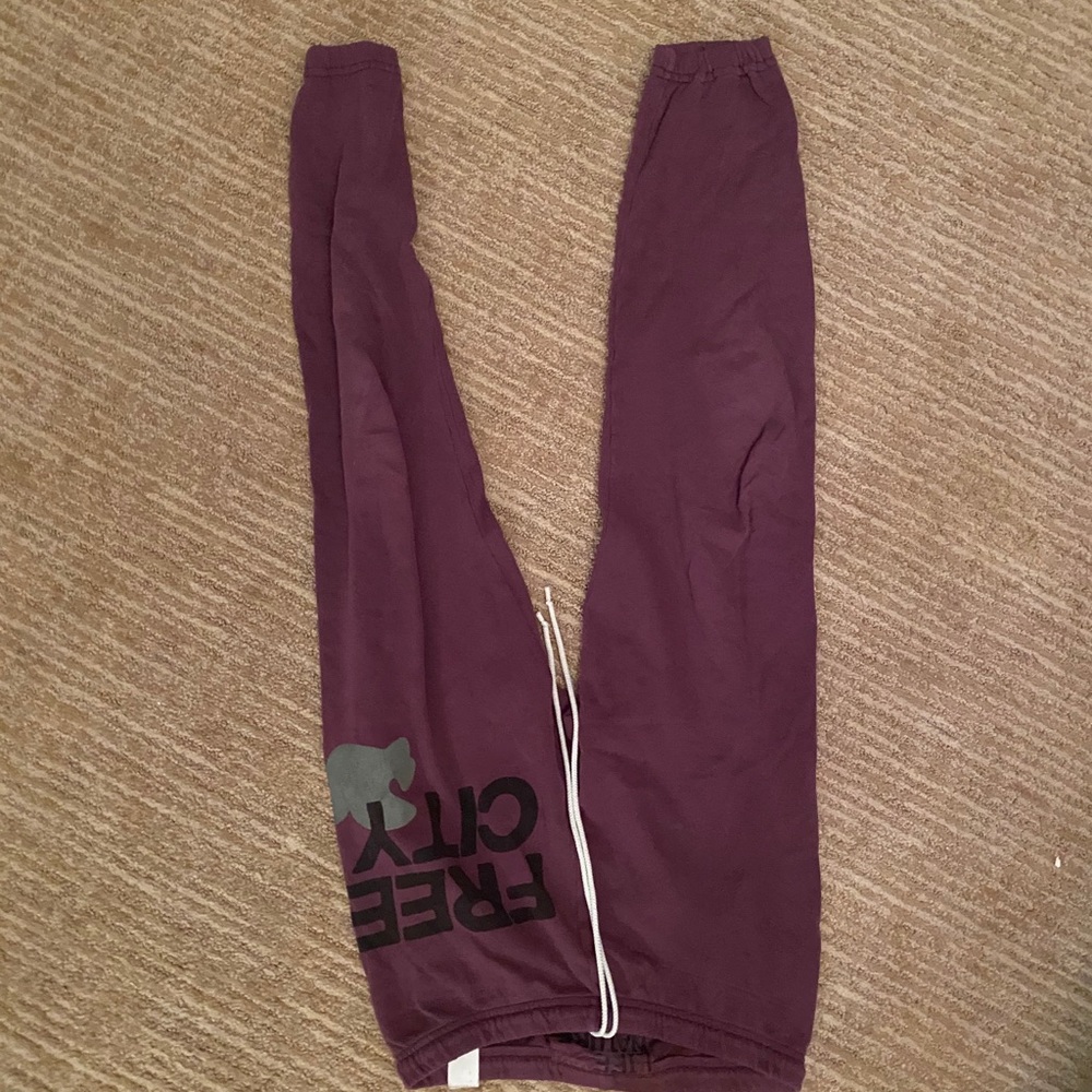 Freecity sweatpants